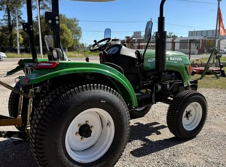 Tractor Chery RA500G, año 0