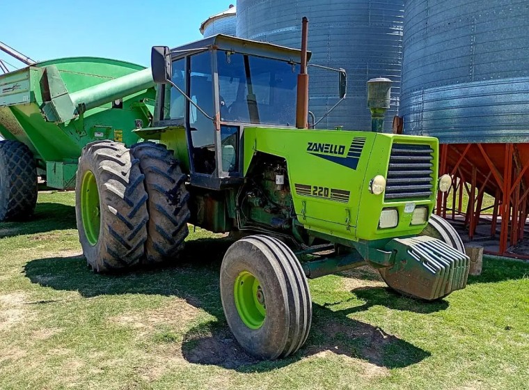 Tractor Zanello 220, año 1996