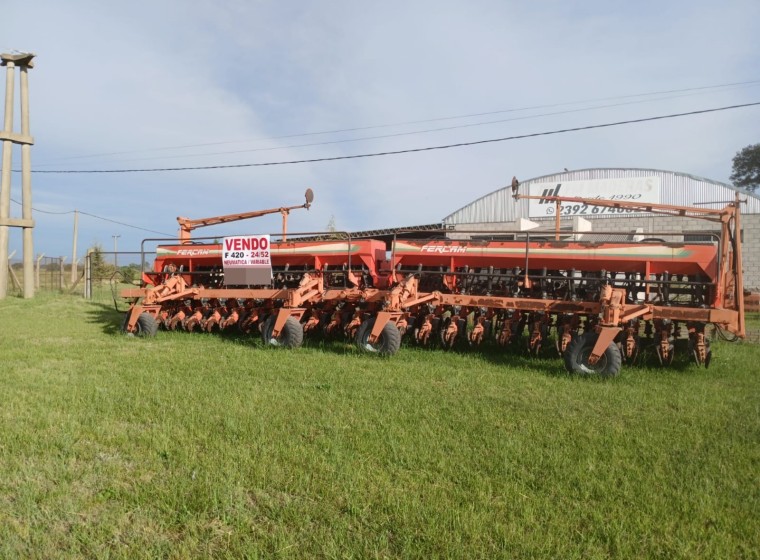 Sembradora Fercam F420 2452, año 1
