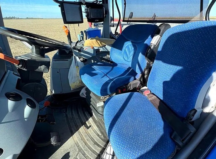 Tractor New Holland T7.215, año 2019