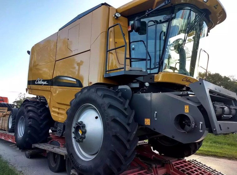 Cosechadora Challenger 560C, año 0
