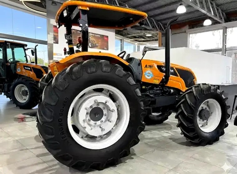 Tractor Valtra A750, año 0