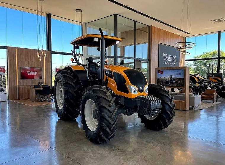 Tractor Valtra A750, año 0