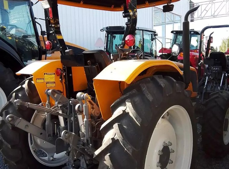 Tractor Valtra A850, año 0