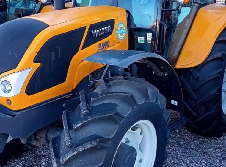 Tractor Valtra A990 C, año 0