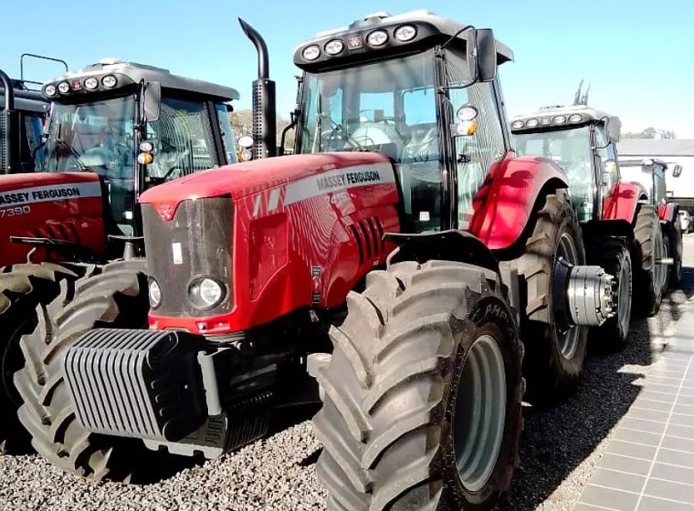 Tractor Massey Ferguson 7415, año 0