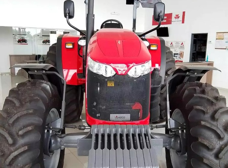 Tractor Massey Ferguson 6712, año 0
