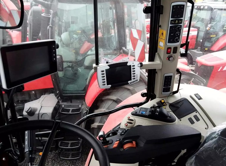 Tractor Massey Ferguson 7724S, año 0