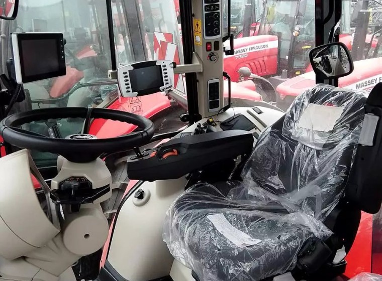 Tractor Massey Ferguson 7724S, año 0