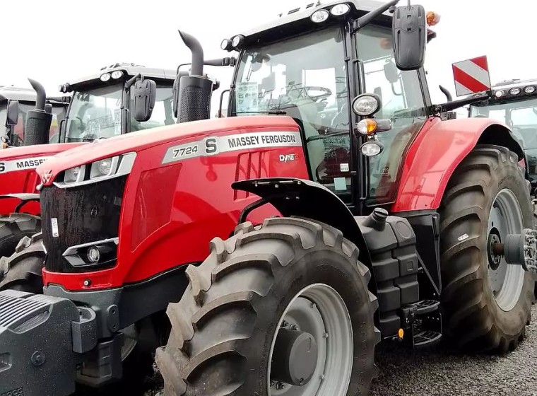 Tractor Massey Ferguson 7724S, año 0