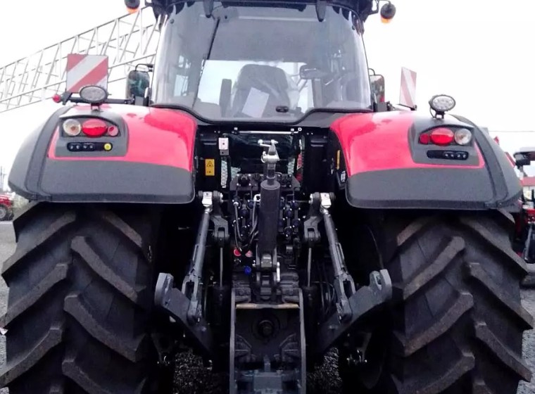 Tractor Massey Ferguson 8735S, año 0