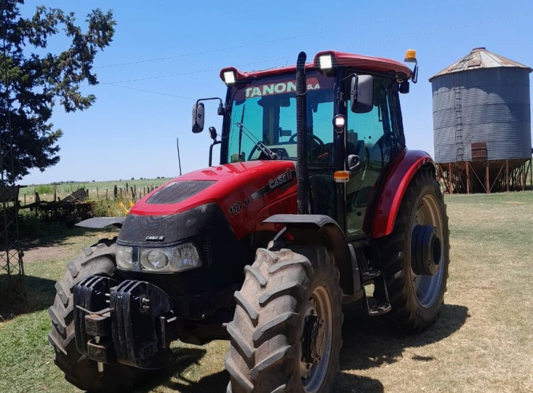 Tractor Case Farmall 110 JX, año 2014