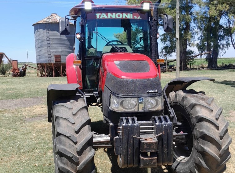 Tractor Case Farmall 110 JX, año 2014