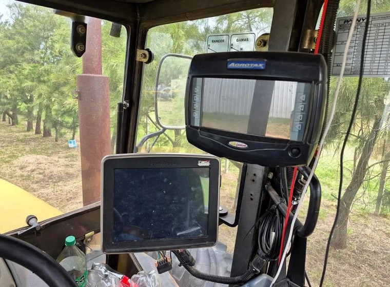 Tractor Pauny EVO 540 C, año 2014