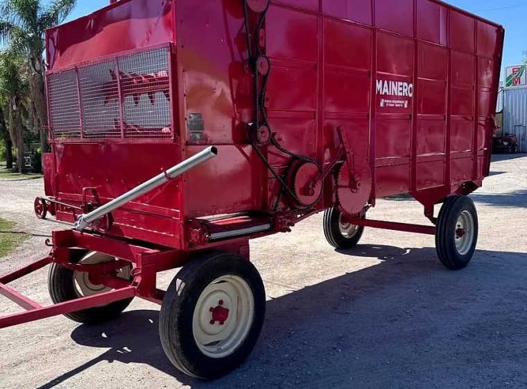 Acoplado Mainero B400, año 2016