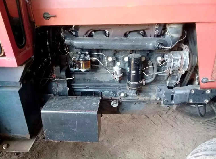 Tractor Massey Ferguson 1615 L, año 1
