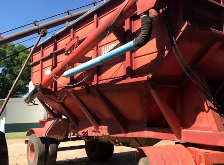 Tolva Gimetal AC 26000, año 2010