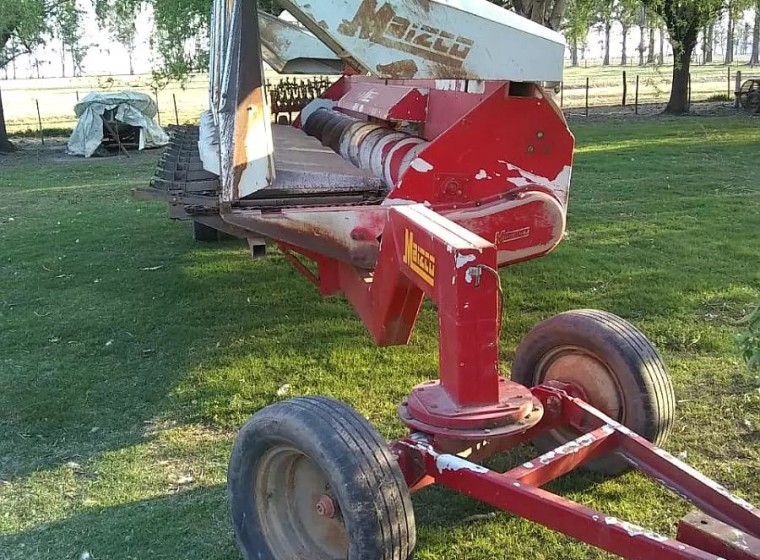 Cabezal Maizco 1052, año 2009