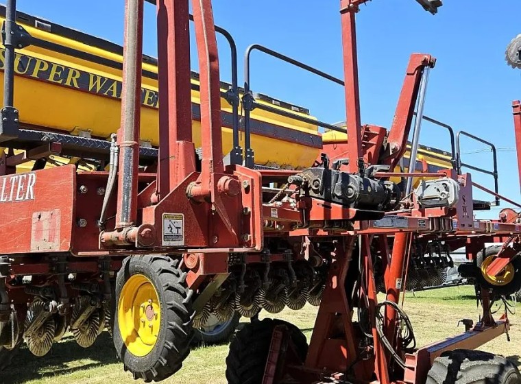 Sembradora Super Walter W650 2135, año 2018