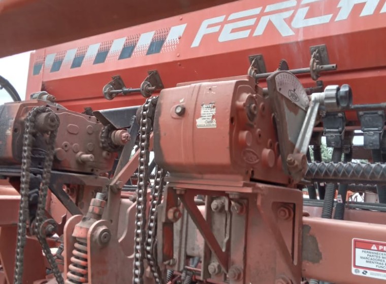 Sembradora Fercam F440 4117, año 1