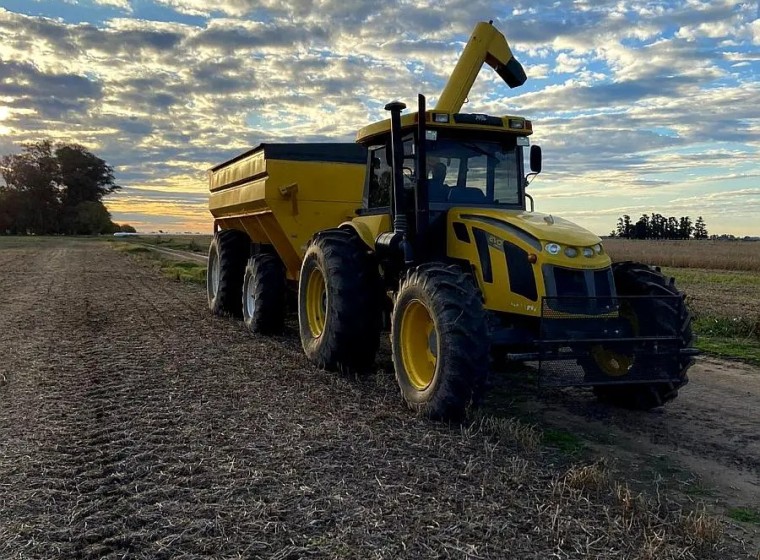 Tractor Pauny EVO 280 A, año 2012