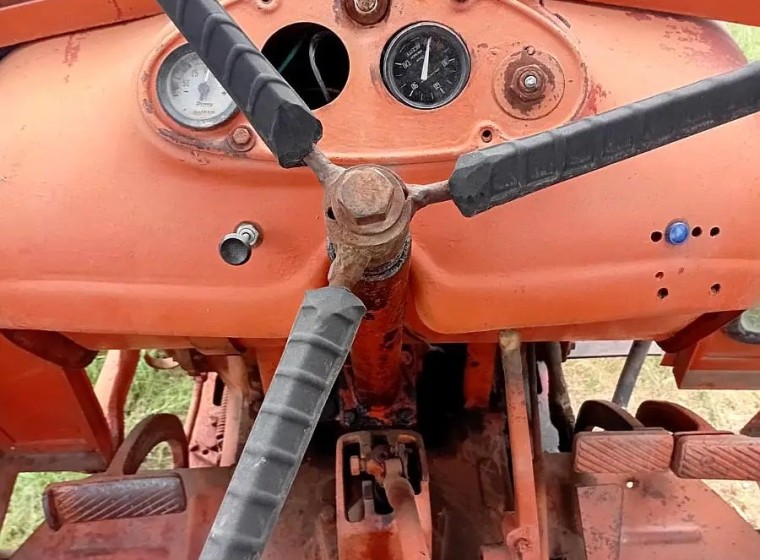 Tractor Fiat 60, año 1965