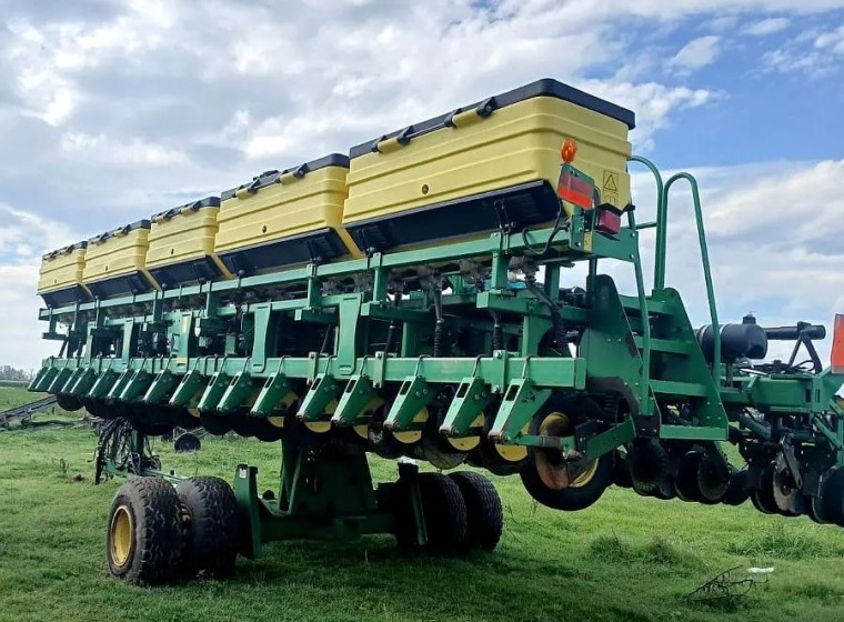 Sembradora John Deere 1745 18 a 52, año 2018
