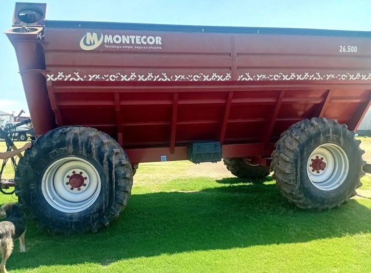 Tolva Montecor 22 tn, año 2017