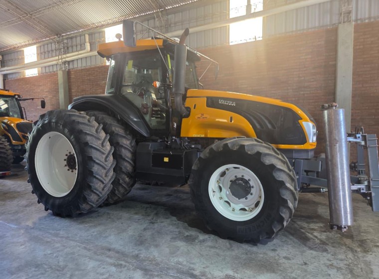 Tractor Valtra BT 210, año 2018