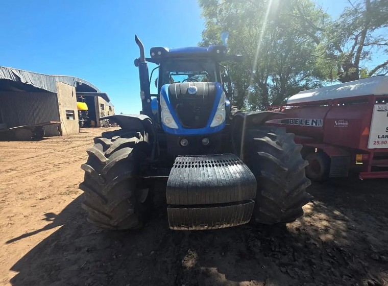 Tractor New Holland T7.215, año 2022