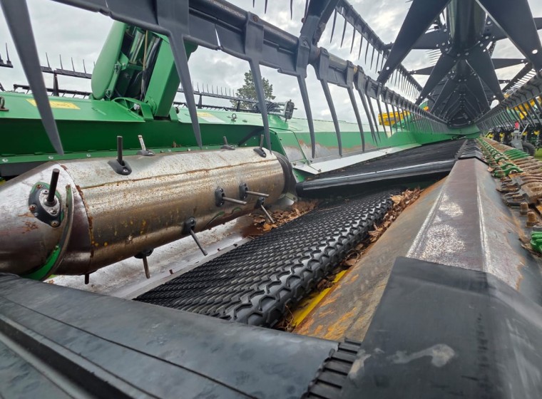 Cosechadora John Deere S780, año 2022