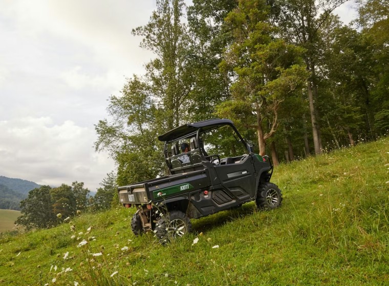 Vehículo Kioti K9 2400, año 0