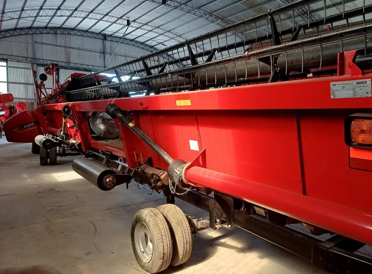 Cosechadora Case 6130, año 2020