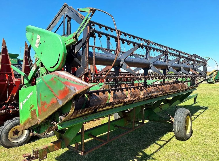 Cosechadora John Deere 1450, año 2004