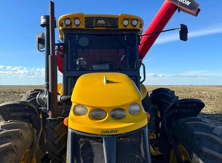 Tractor Pauny EVO 250 A, año 2023