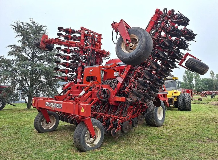 Sembradora Crucianelli Air Drill 5517, año 2017