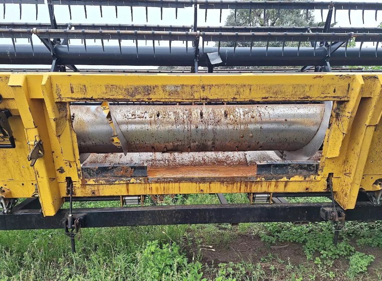 Cabezal New Holland 30 pies, año 2019