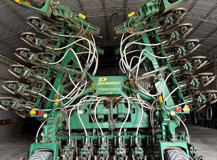 Sembradora Pierobon Turbosem II 5421, año 2015