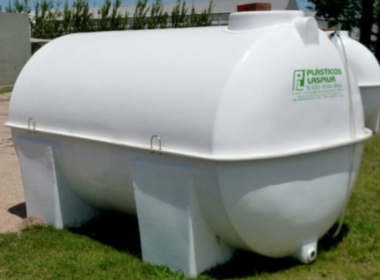 Tanque Plásticos Laspiur cilíndrico, año 0