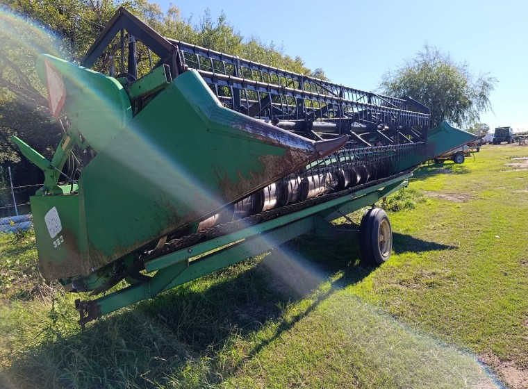 Cosechadora John Deere 1175A, año 1