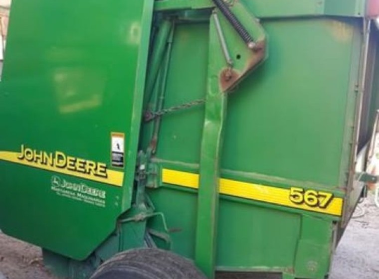 Rotoenfardadora John Deere 567, año 1