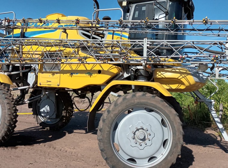 Pulverizadora Pla MAP II 3500, año 2014