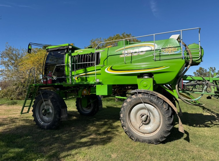 Pulverizadora Metalfor 3200, año 1