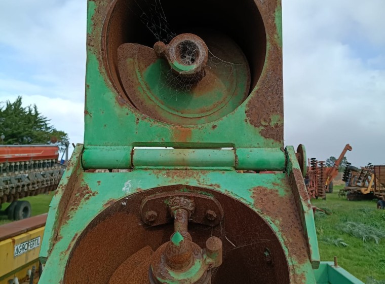 Extractora de cereales Agro eg 200, año 2007