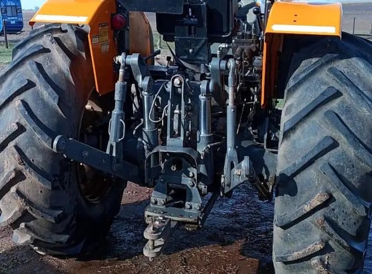 Tractor Valtra A750, año 2019