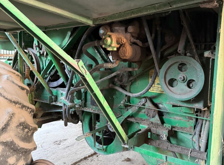 Cosechadora John Deere 1185, año 1999