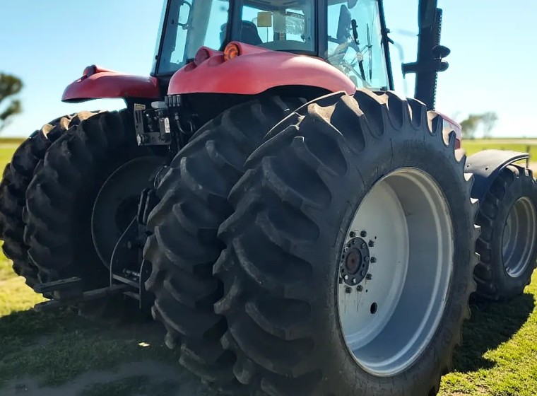 Tractor Massey Ferguson 7415, año 2018