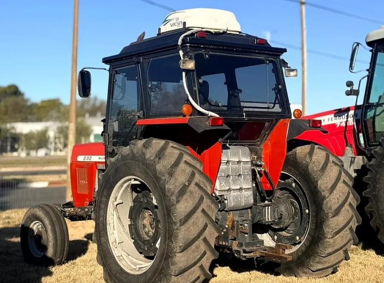 Tractor Massey Ferguson 292, año 1