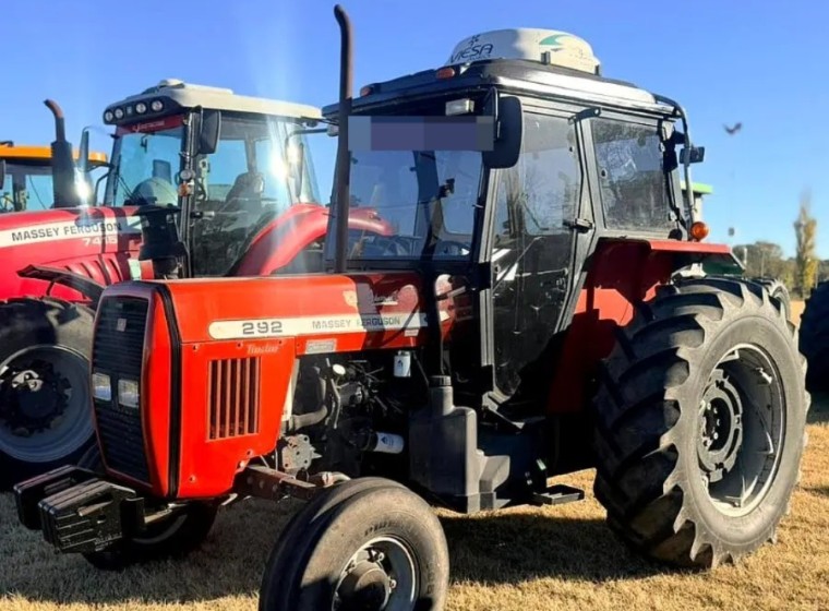 Tractor Massey Ferguson 292, año 1
