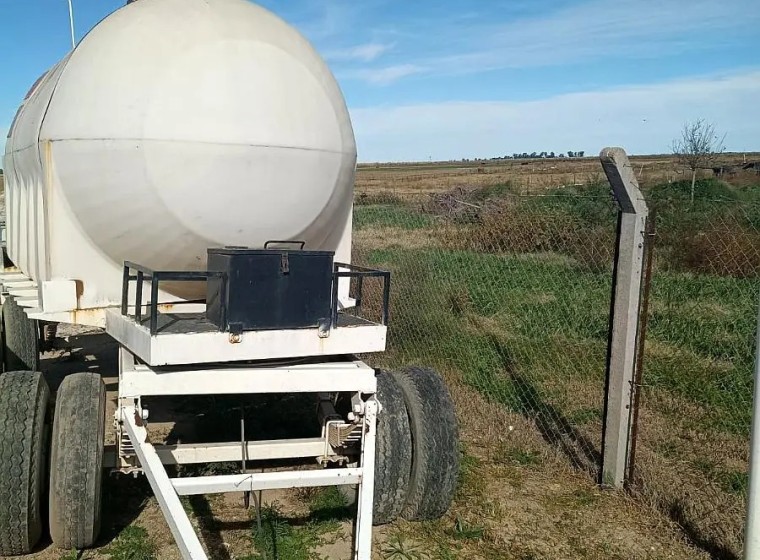 Acoplado Marpla 6000 lts, año 1